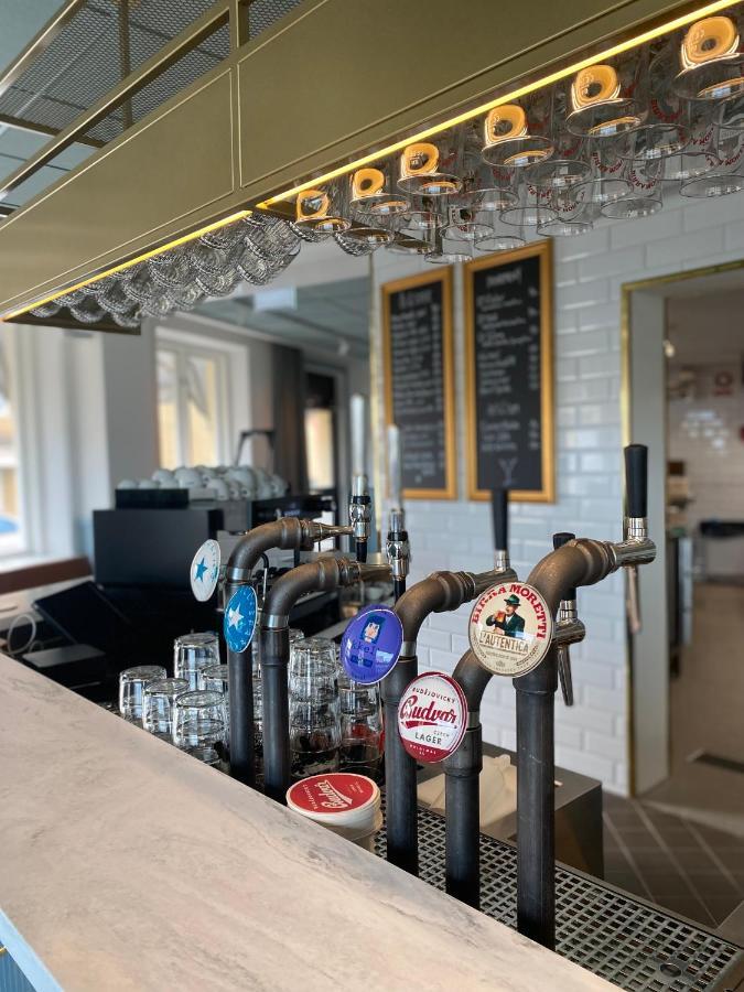Hotell & Bistro Roedesund Karlsborg Exterior photo