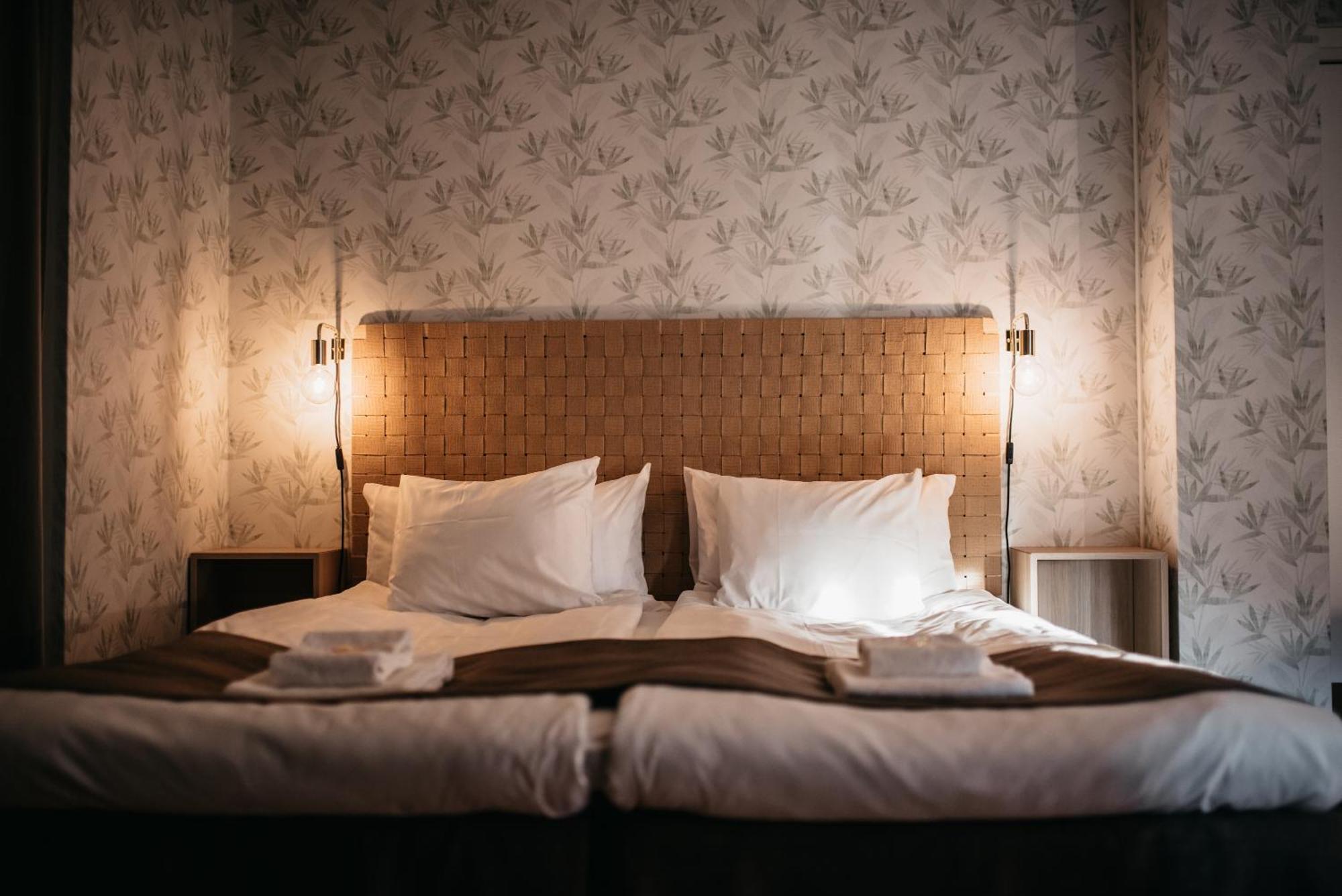 Hotell & Bistro Roedesund Karlsborg Exterior photo
